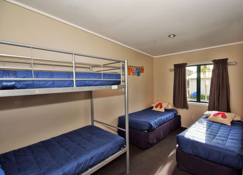 Omokoroa Kiwi Holiday Park Тауранга Экстерьер фото