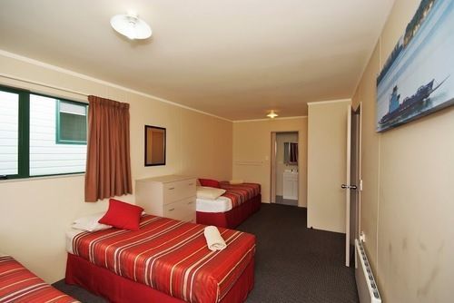 Omokoroa Kiwi Holiday Park Тауранга Экстерьер фото
